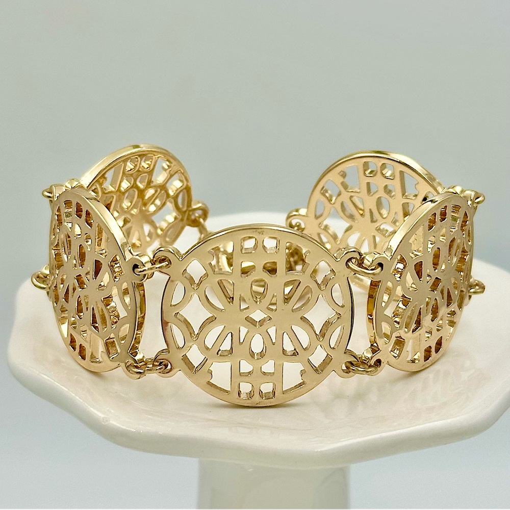 Vera Bradley Gold Tone Filigree Coin Disk Toggle  Clasp Bracelet